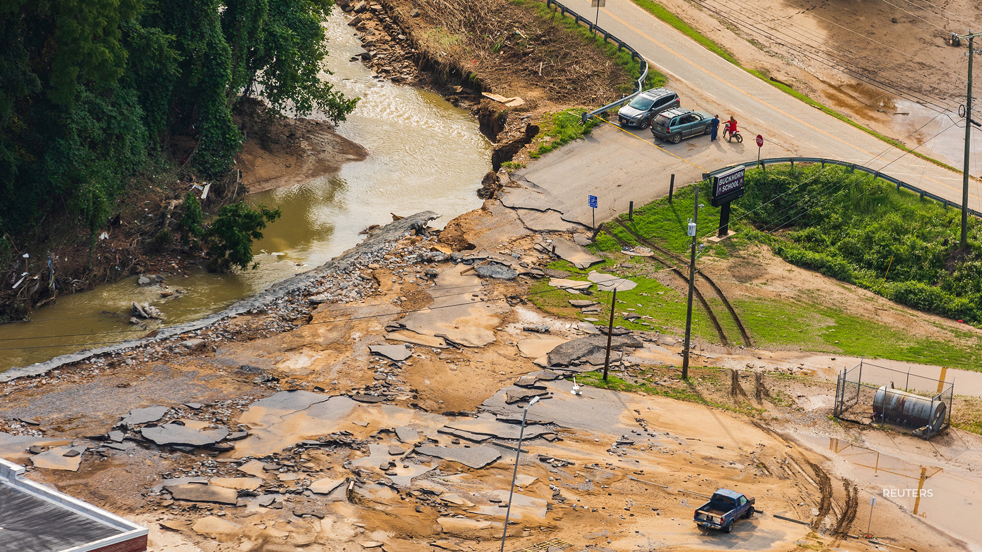 Flooding in Kentucky and wildfires in northern California are continuing to claim lives as officials attempt to assesss the situations.