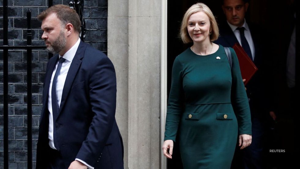 UK Prime Minister Liz Truss will implement a cap on domestic energy prices and lift a ban on fracking to increase energy production.