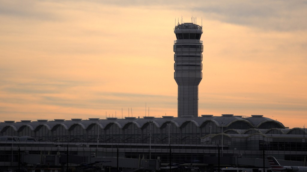 Russian cyberattacks target US airports by shutting down websites