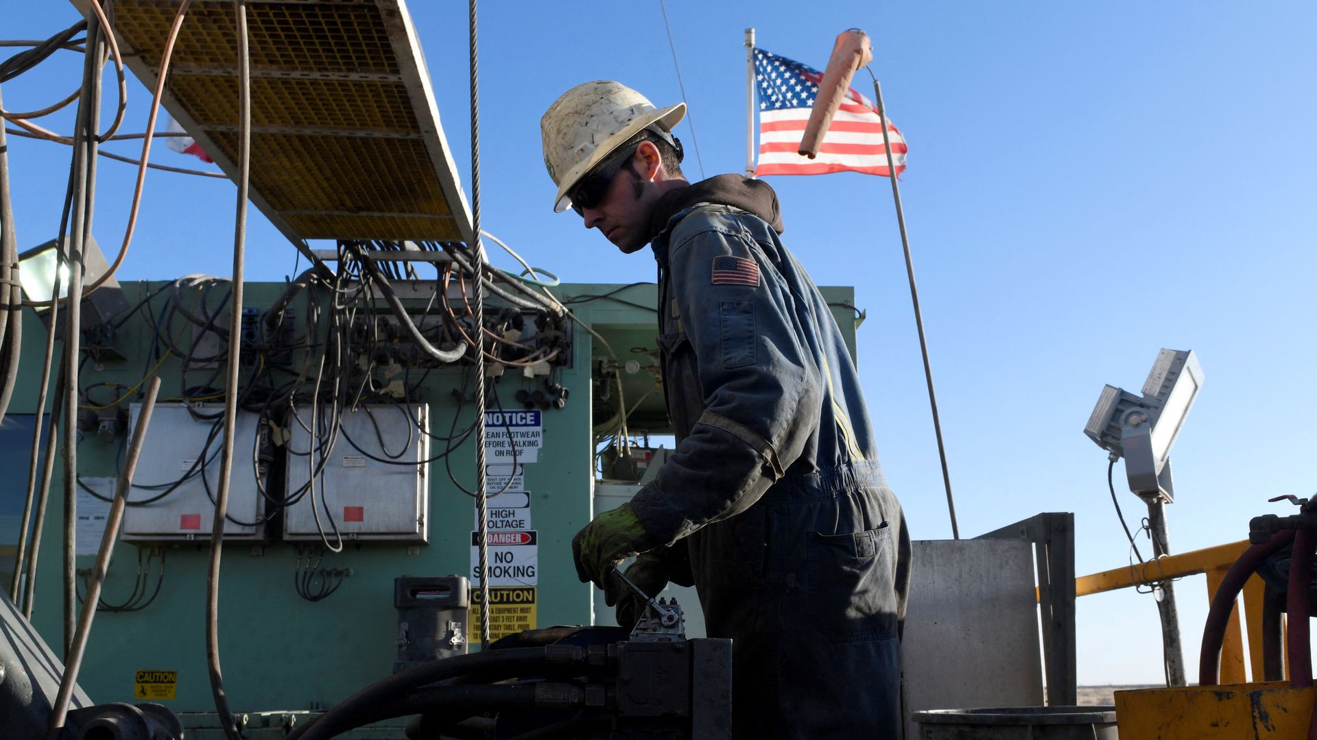 President Biden's new oil and gas regulation related to drilling on federal lands poses no threat to America's oil independence.