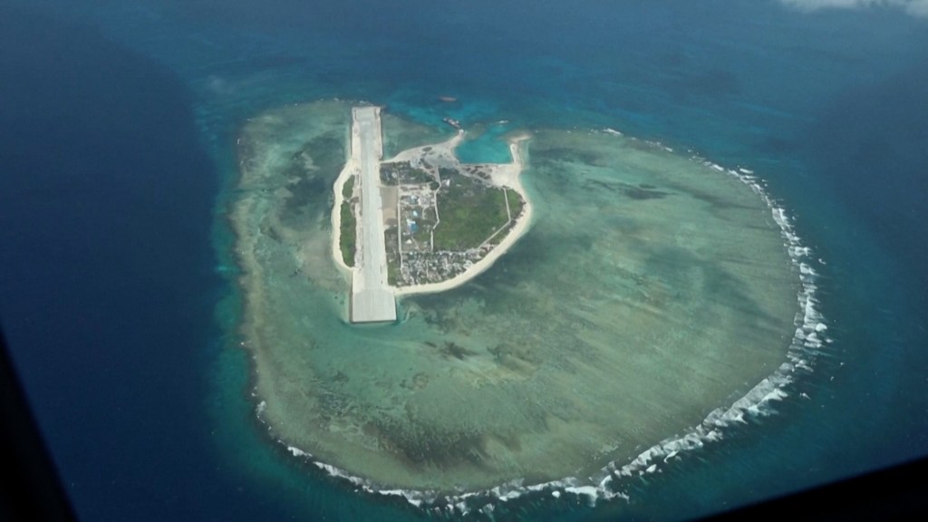 Filipino coast guard builds station in contested South China Sea