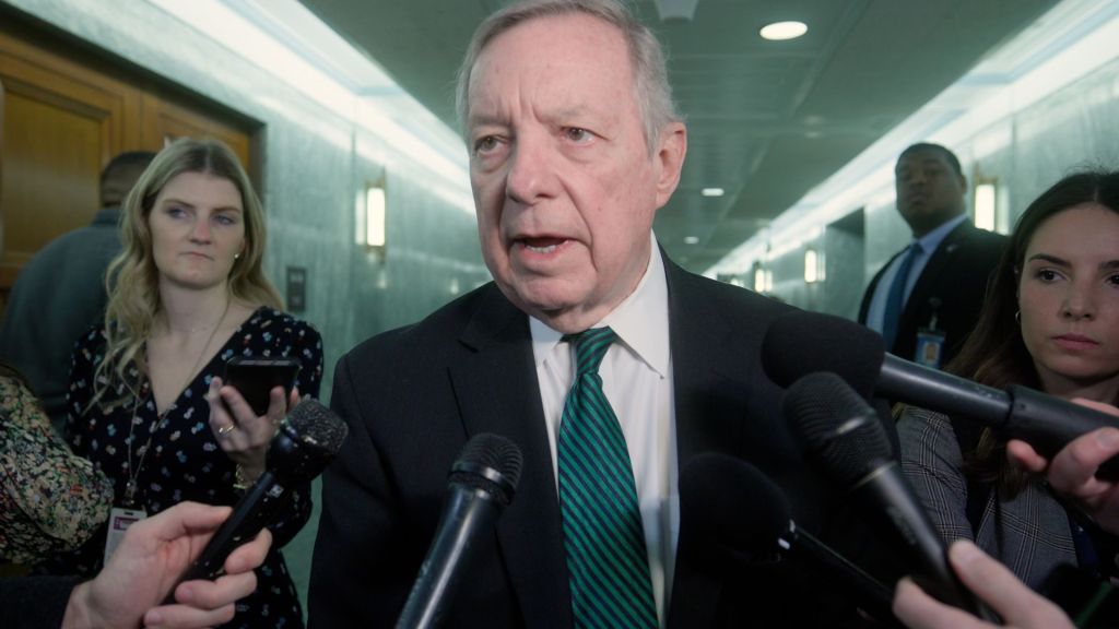 Senate chairman says Congress ‘hardly up to the challenge’ of regulating AI 