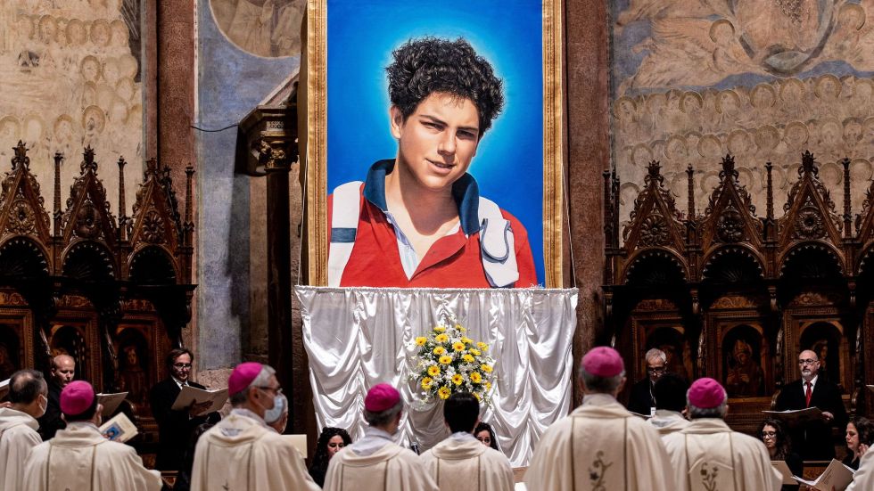 A 15-year-old gamer, Carlo Acutis, who died of leukemia at 15 years old in 2006, will become the Catholic Church's first millennial saint.