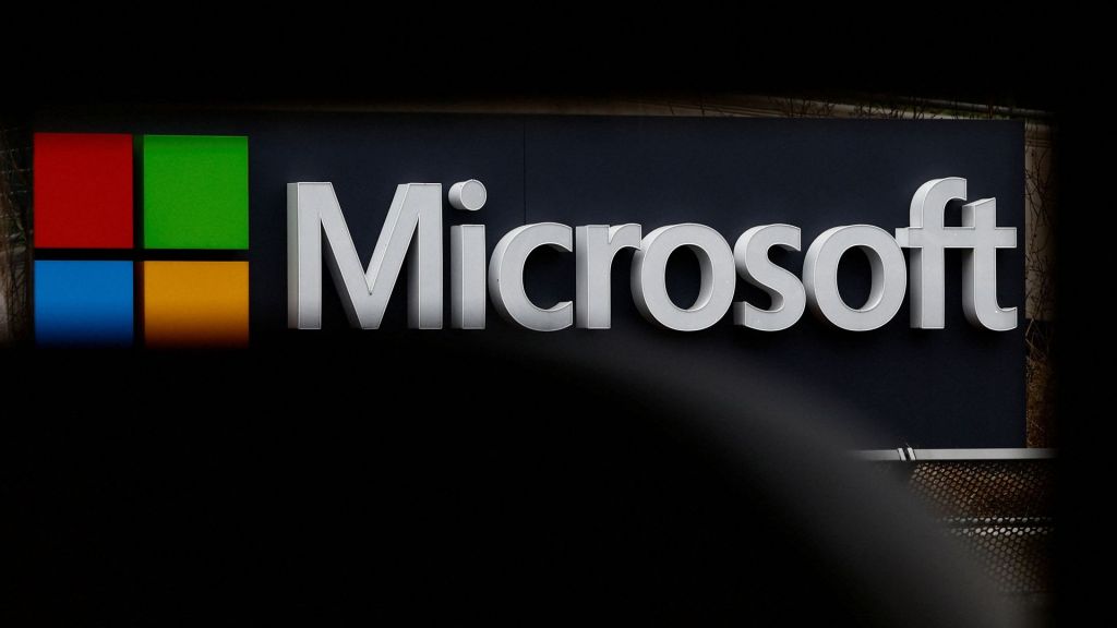 Microsoft is investigating current global outage issues it has been facing that have caused ongoing problems.