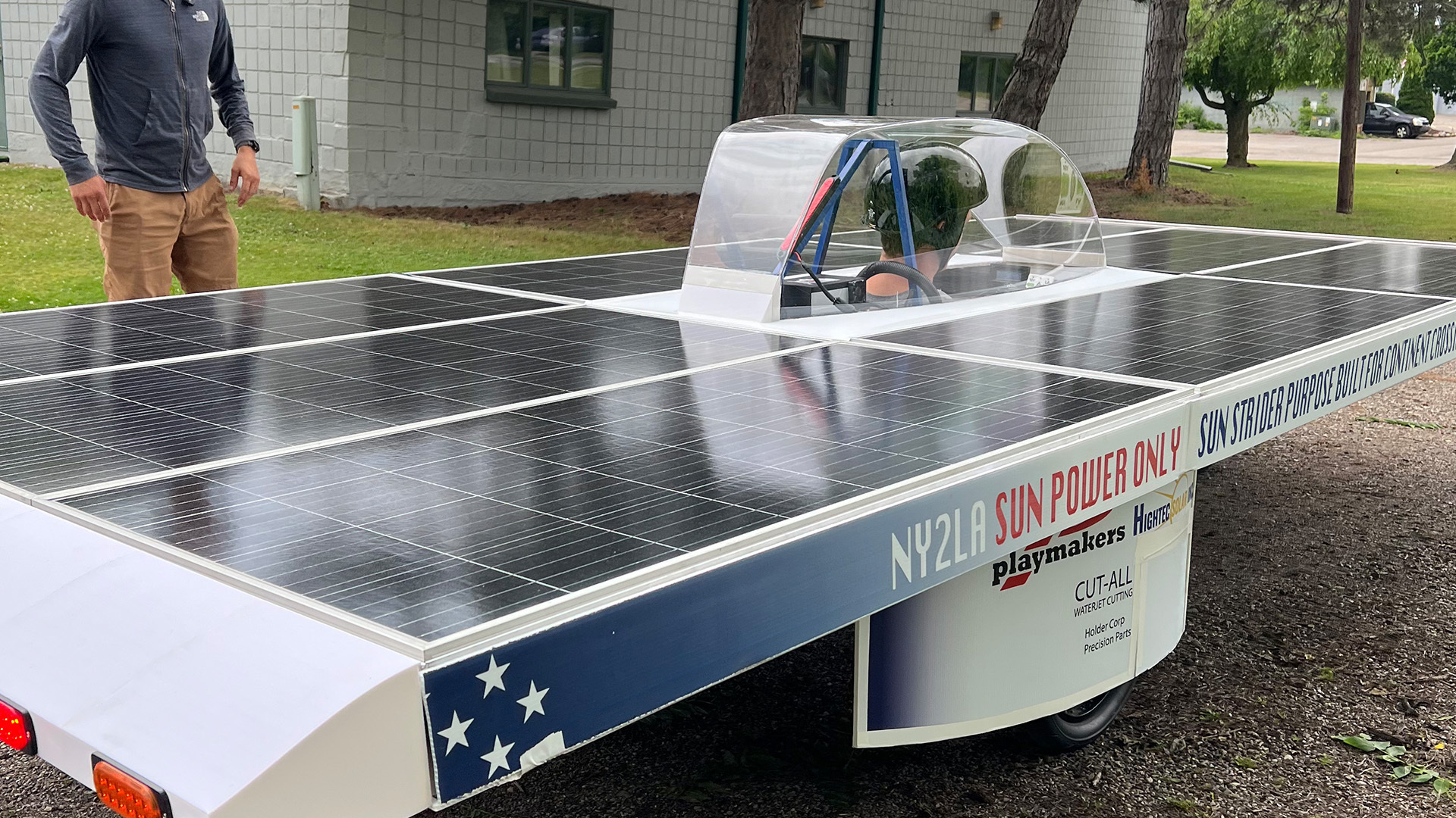 A team of engineers called the "Cannonball Sun" have set a new record for the fastest solar-powered journey across the United States.