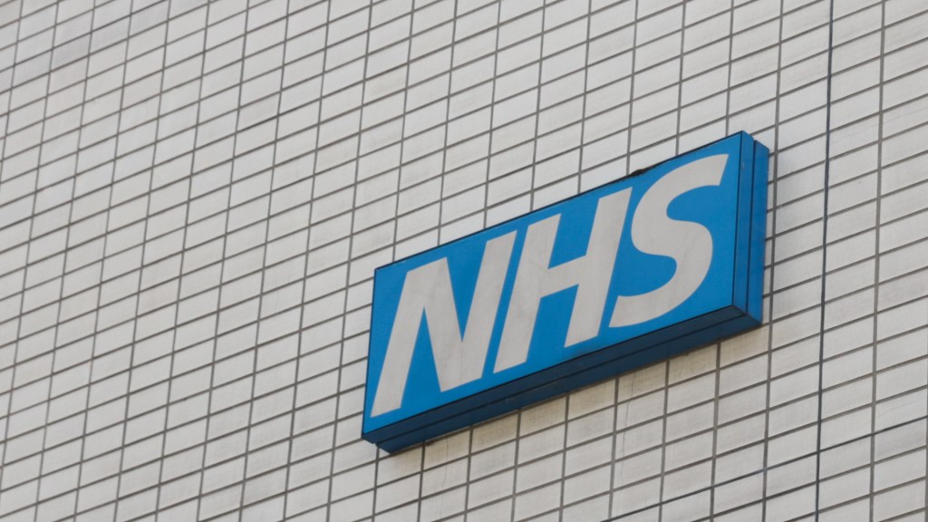 he NHS has issued guidelines directing X-ray operators to inquire about pregnancy from all individuals, including men, between ages 12 and 55 before conducting scans. This inclusive approach follows an incident where a trans man underwent a CT scan unaware of his pregnancy, highlighting the need for sensitivity in medical settings.