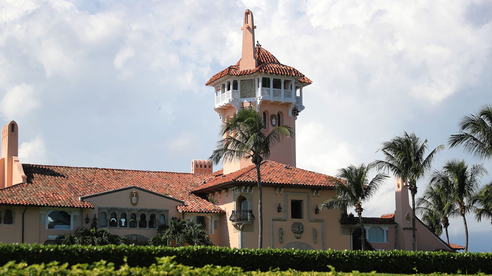 A vendor who has worked at Mar-a-Lago said the security was lax during a fundraiser Trump attended in May.