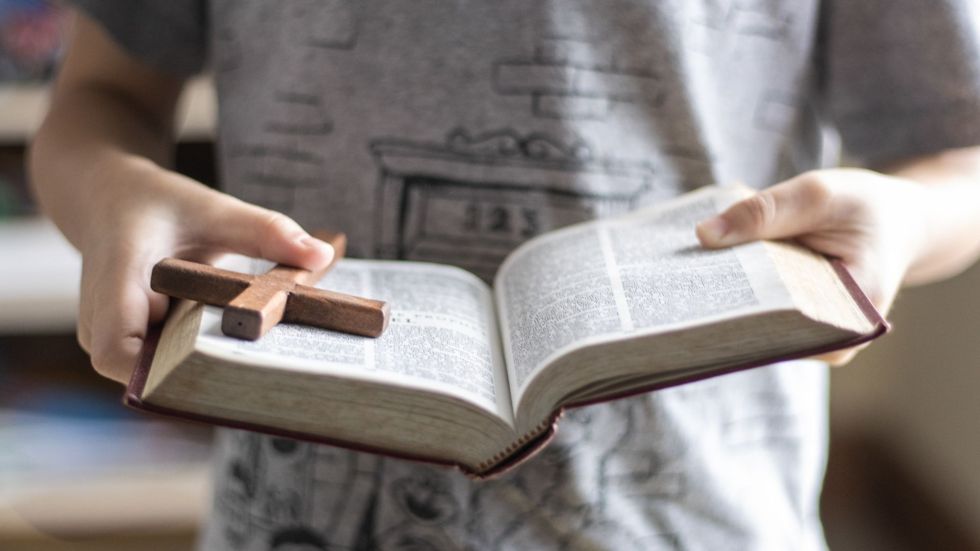 The Texas State Board of Education has advanced a plan to incorporate Bible-based lessons into elementary school classrooms.