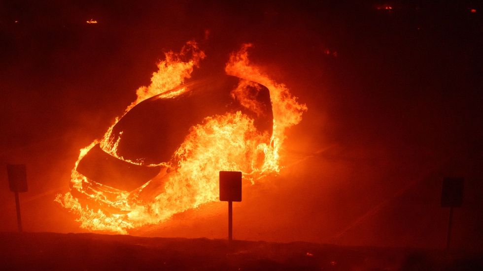 A wildfire in Malibu is forcing the evacuation of thousands of people as firefighters struggle to put out the Franklin Fire.