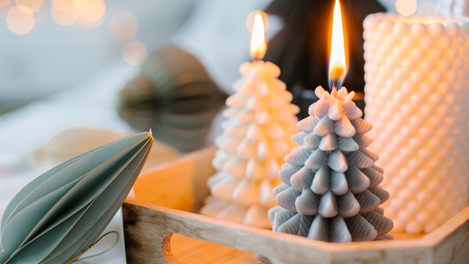 Popular holiday-scented candles might smell great, but a new U.K. study found they're not great for the lungs.