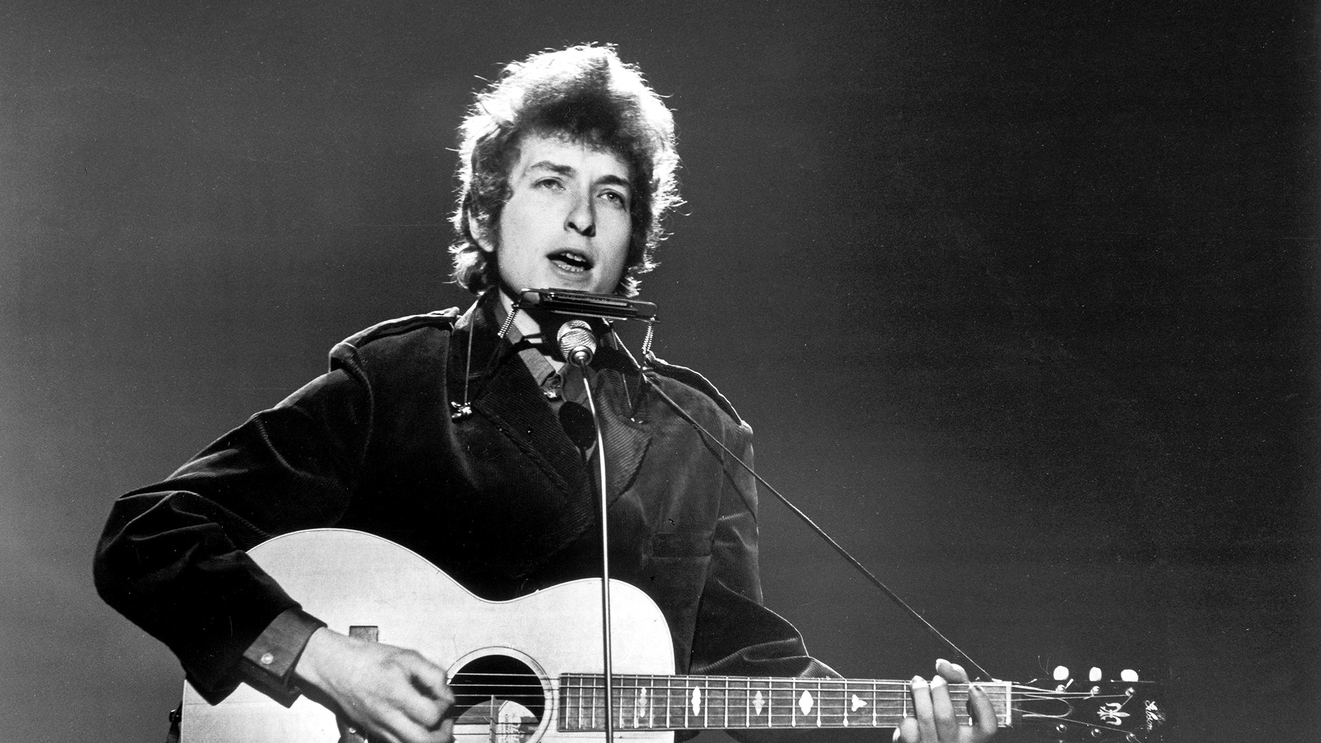 Bob Dylan auction items, including draft lyrics to “Mr. Tambourine Man,” which sold for 8k, generated .5 million in sales at Julien’s.