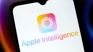 Journalists are calling for Apple to remove its AI feature after a series of false headlines.