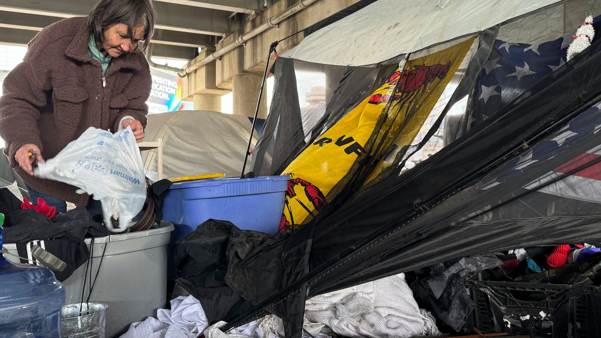 State officials are clearing out homeless encampments near New Orleans' Superdome ahead of the Super Bowl.