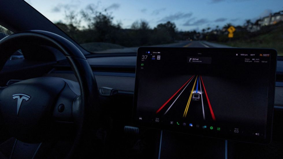 Tesla is ready to unveil its new line of self-driving cars in Austin, Texas, challenging Waymo’s dominance in the robotaxi industry.