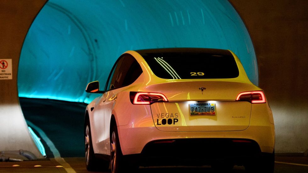 Elon Musk's bold experiment in underground, electric vehicle-powered public transportation in Las Vegas is expanding, but is reportedly lacking government oversight.