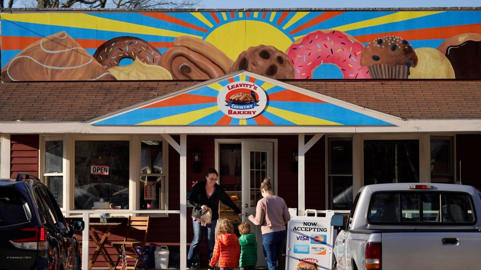 A federal judge will decide if a New Hampshire bakery's mural is protected by the First Amendment.