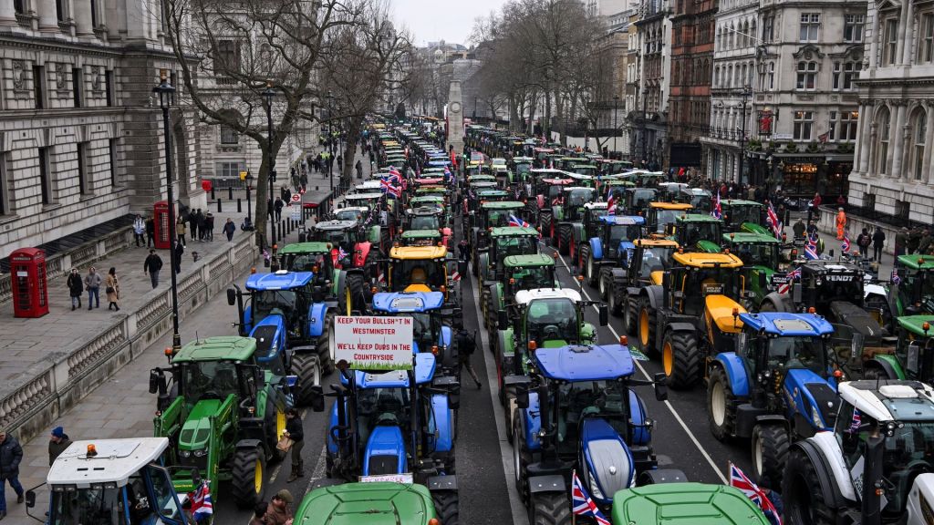 Why did hundreds of tractors fill the streets of London during a tax fight?