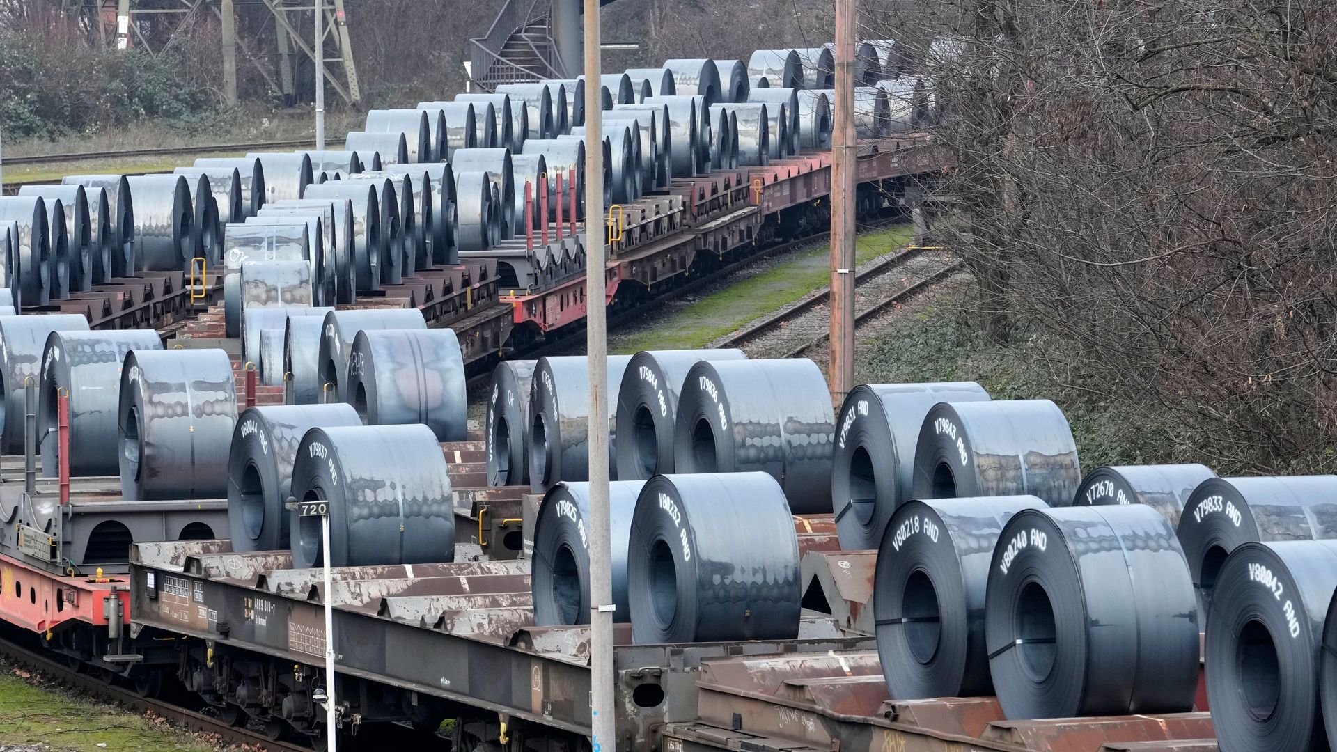 President Trump says he'll announce 25% tariffs on all steel and aluminum imports Monday.