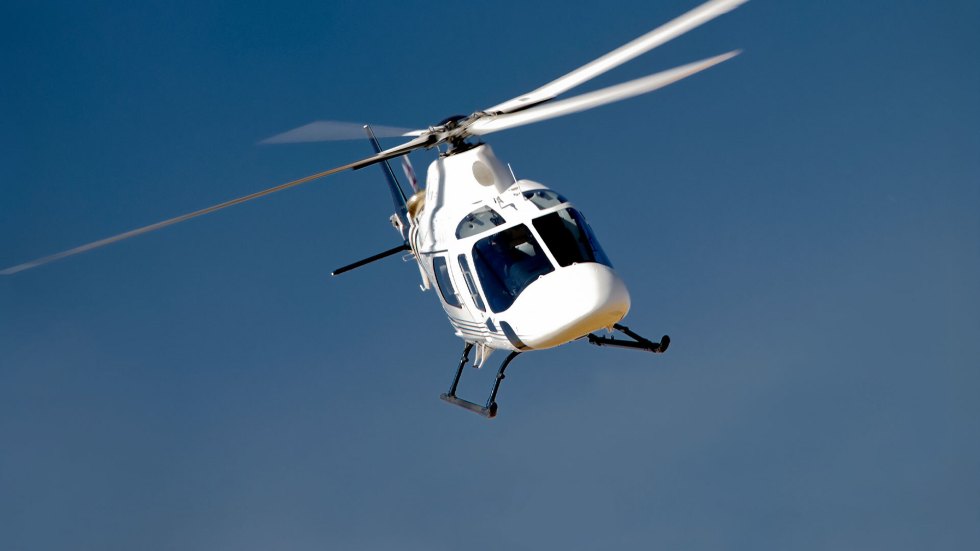 Federal safety officials want to permanently keep helicopters away from commercial flights at Reagan National Airport.